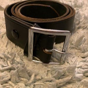 Boston leather belt
